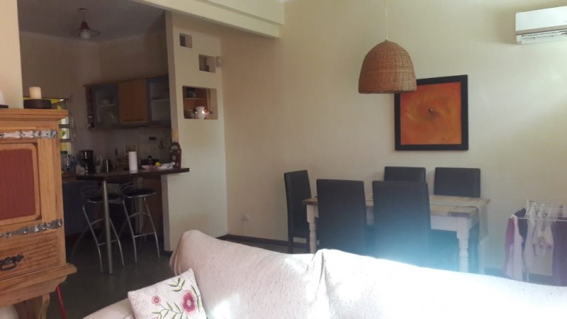 Don Bosco 444 - Unico y excelente PH al frente 3 ambientes con patio y  terraza