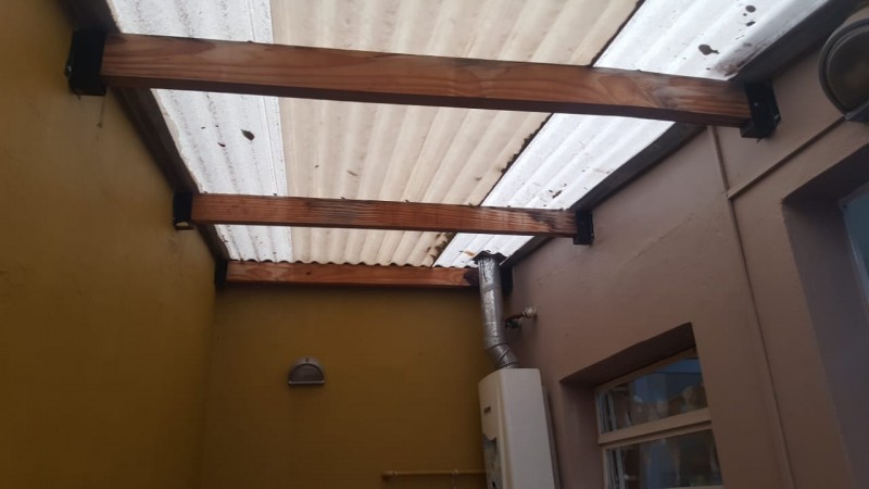 Don Bosco 444 - Unico y excelente PH al frente 3 ambientes con patio y  terraza