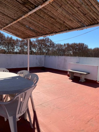 Becco 1225. PH 3 dormitorios con terraza propia.