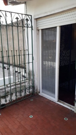 Billinghurst 1872, Beccar. Casa 3 dormit, jardín, cochera doble.