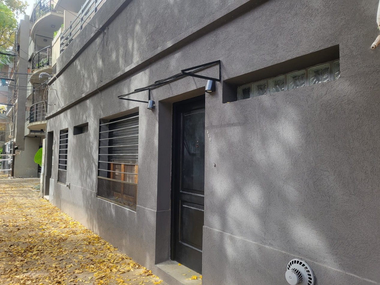 Don Bosco 444 - Unico y excelente PH al frente 3 ambientes con patio y  terraza