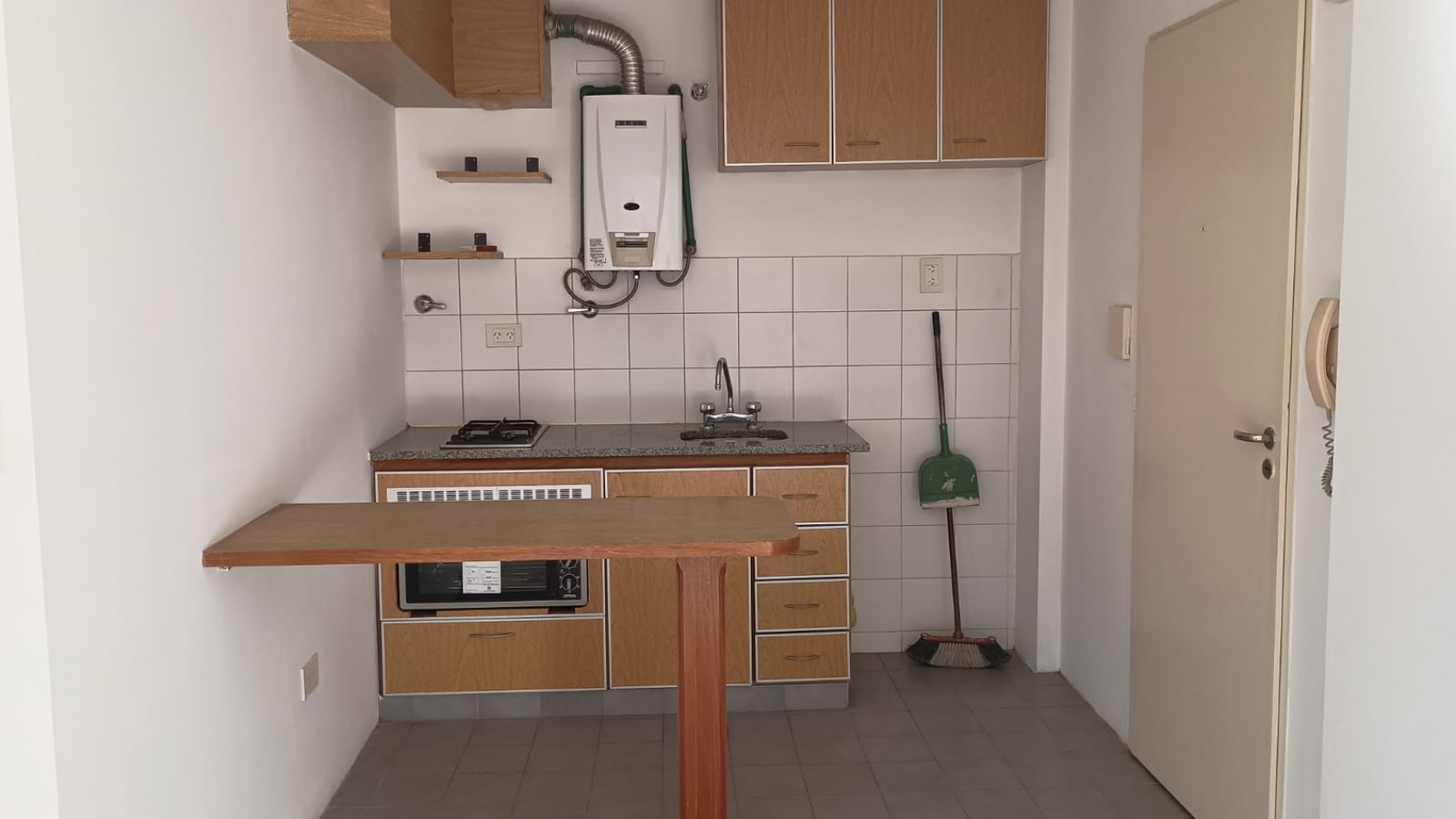 DP358 - Departamento Renovado con Cochera - San Isidro