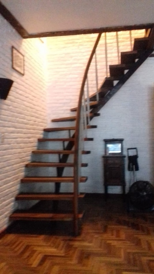 Av del Libertador 16.607. Duplex 3 dormitorios