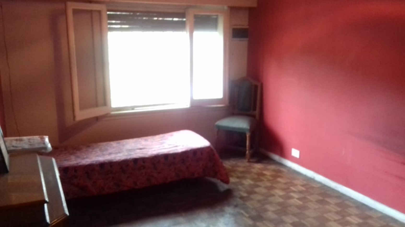 Av del Libertador 16.607. Duplex 3 dormitorios