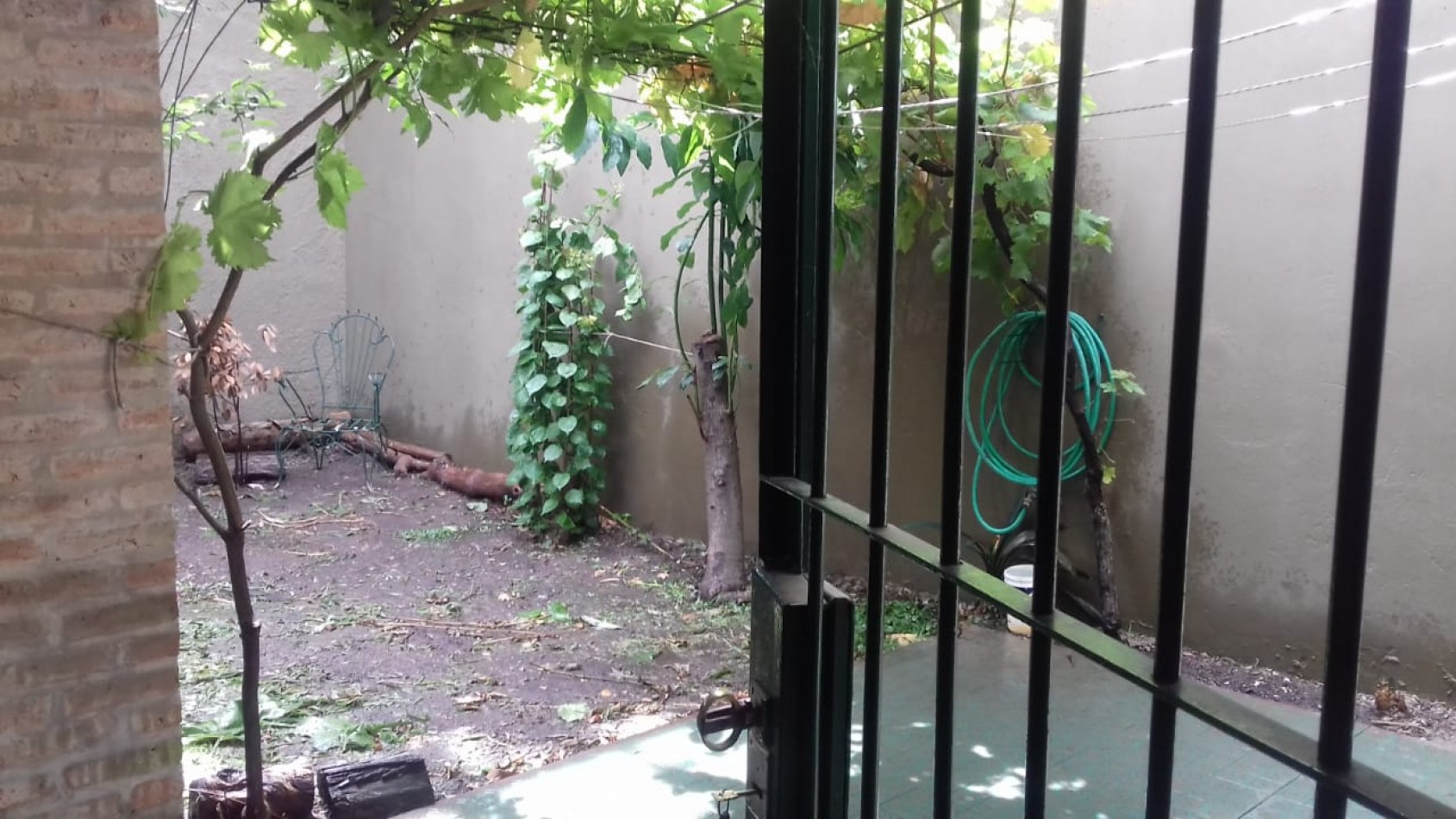 Av del Libertador 16.607. Duplex 3 dormitorios