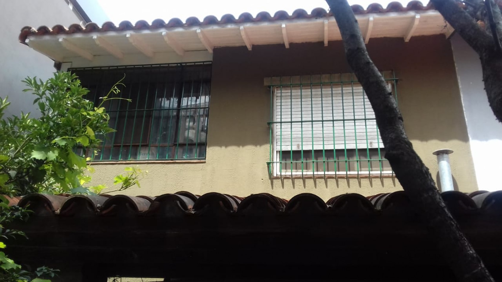 Av del Libertador 16.607. Duplex 3 dormitorios