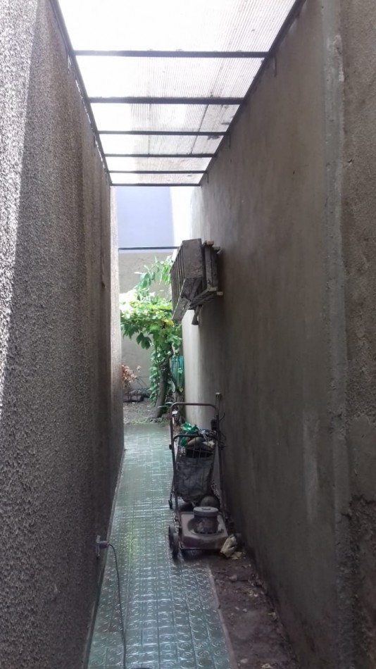 Av del Libertador 16.607. Duplex 3 dormitorios