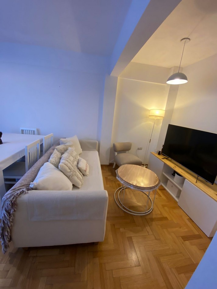 Centenario 2265. 3 ambientes con terraza propia.