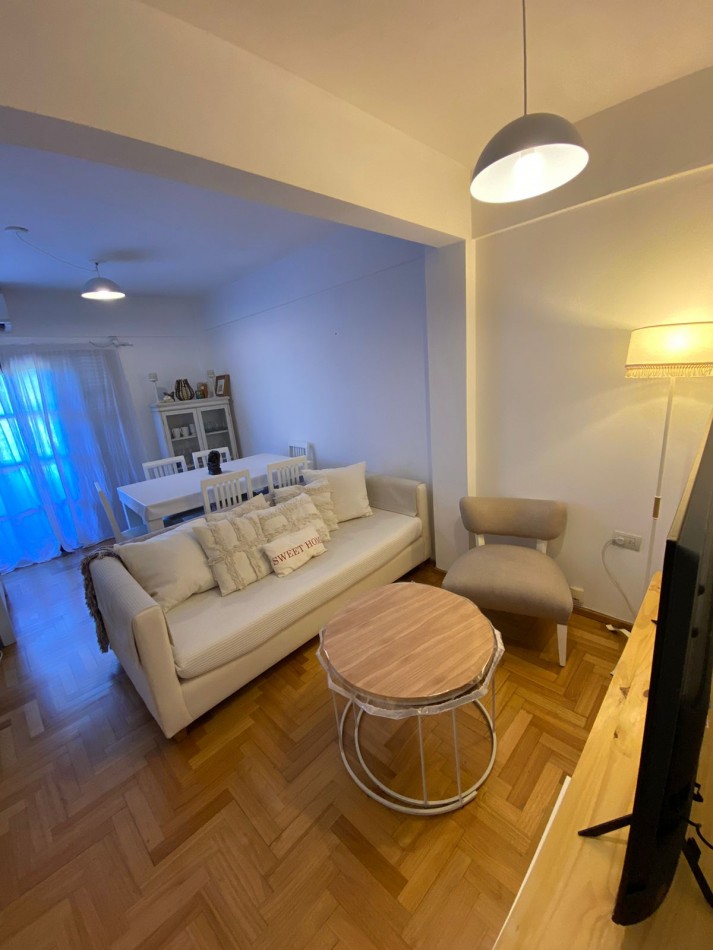 Centenario 2265. 3 ambientes con terraza propia.