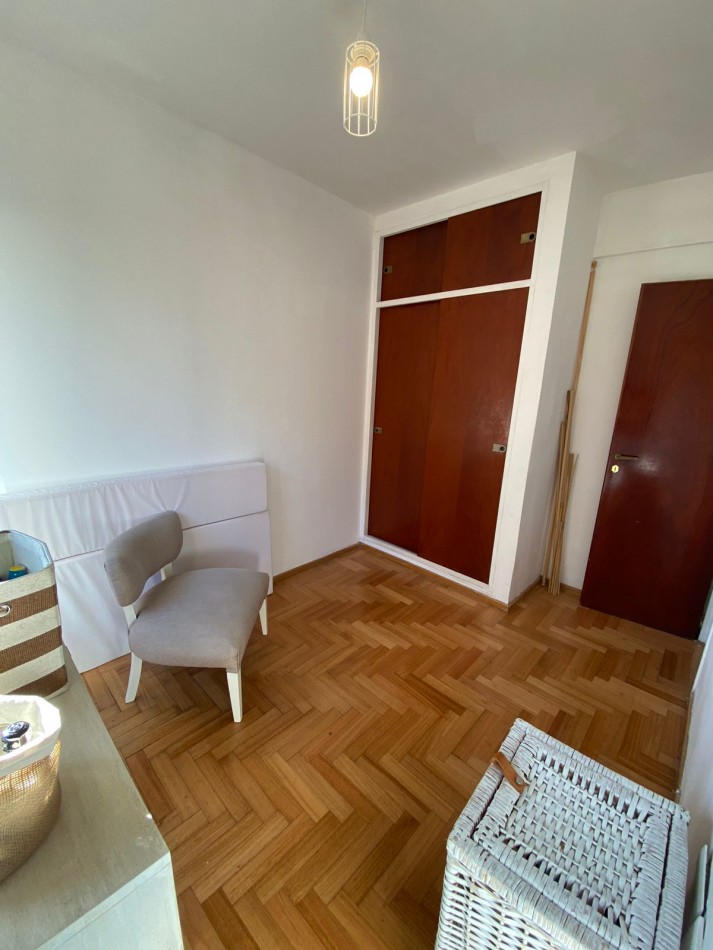 Centenario 2265. 3 ambientes con terraza propia.