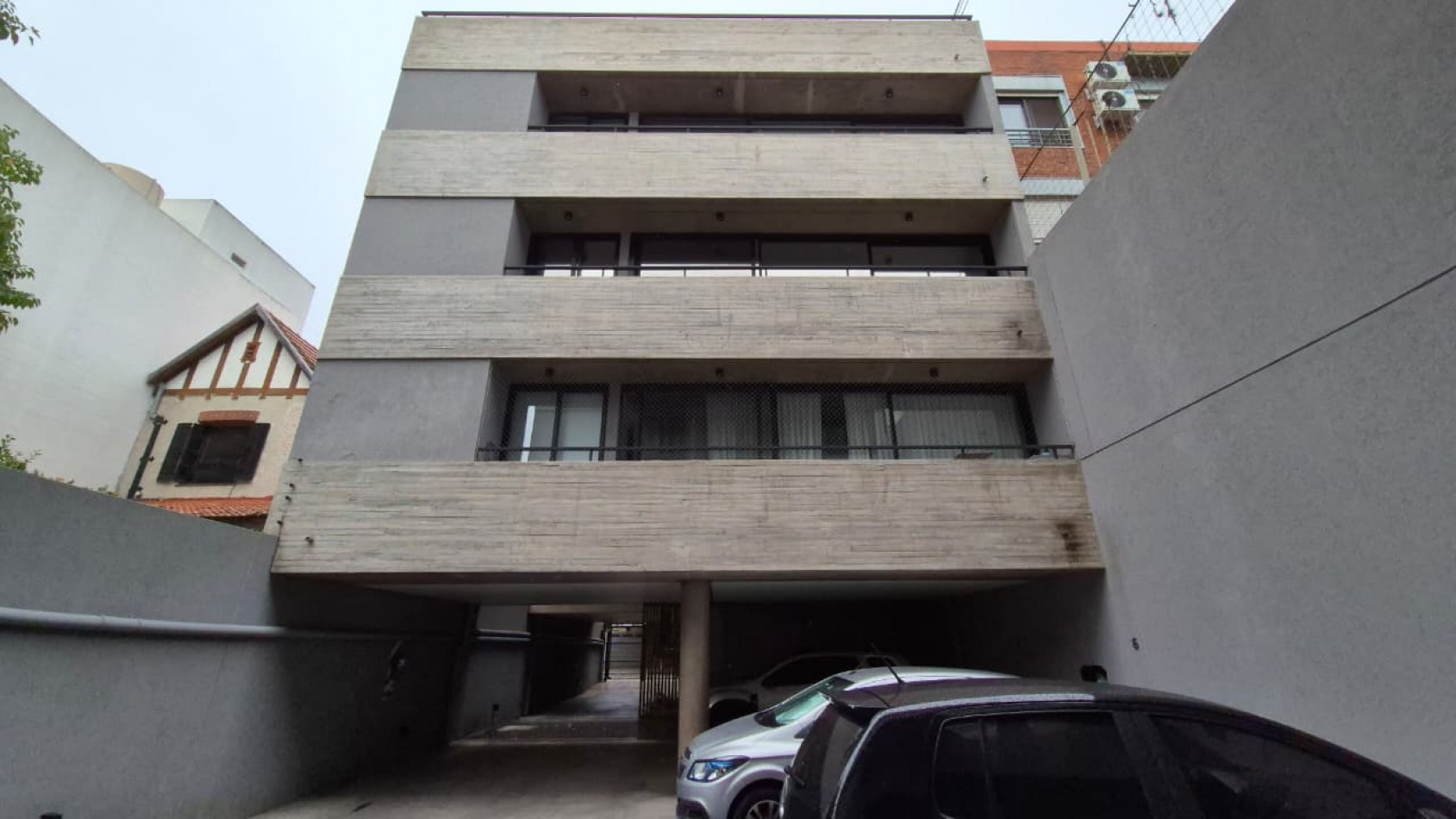 Moreno 47. Excelente ubicacion y terminaciones 