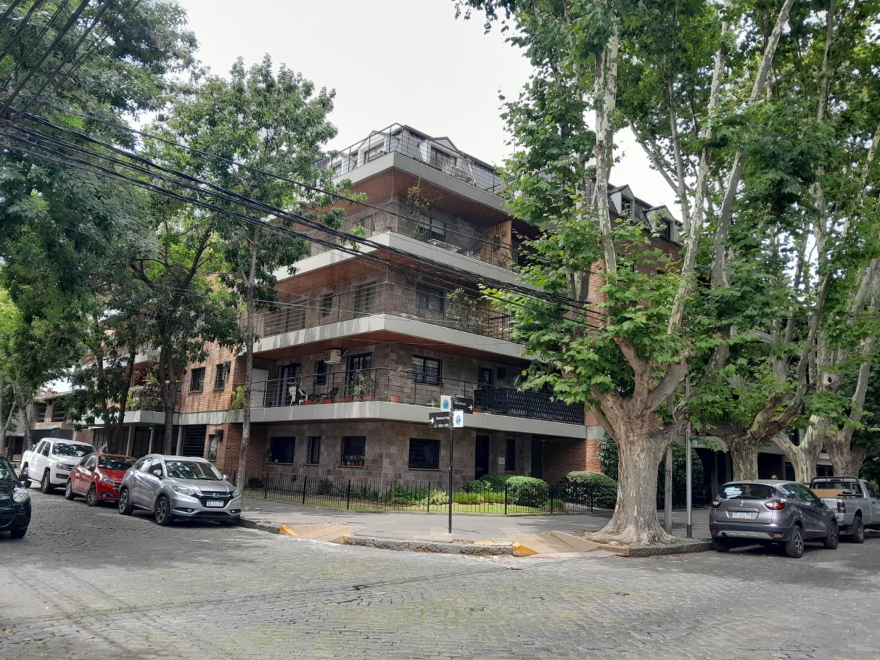 Don Bosco 410. Monoambiente con balcon y cochera. 